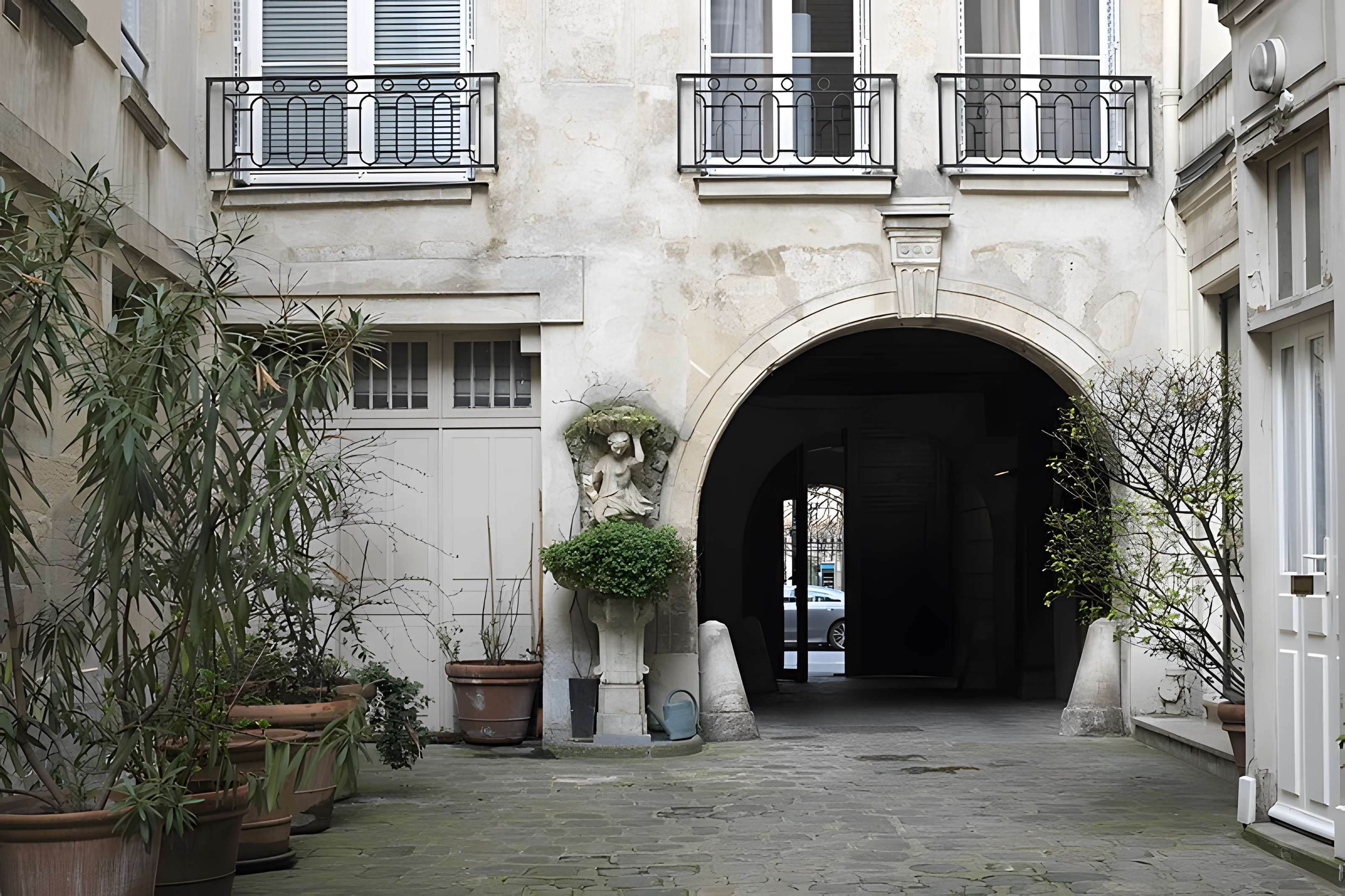 Hôtel de Clermont-Tonnerre, place des Vosges à Paris