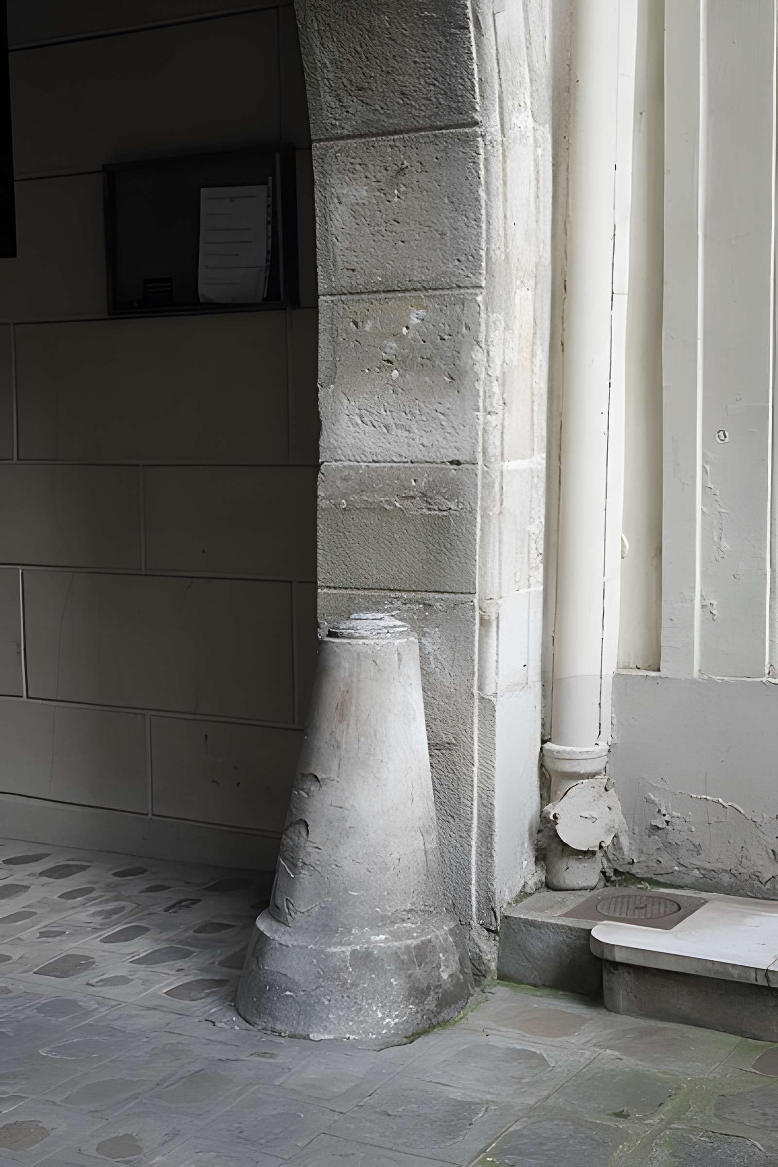 Hôtel de Clermont-Tonnerre, place des Vosges à Paris