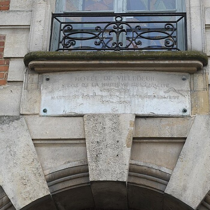 Photo de Hôtel de Ribault ou de Langres  voir aussi : Synagogue, 21 rue des Tournelles