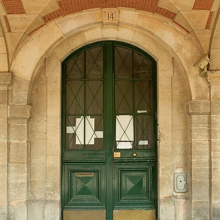 Photo de Hôtel de Ribault ou de Langres  voir aussi : Synagogue, 21 rue des Tournelles