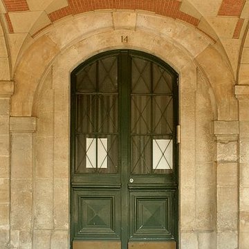 Hôtel de Ribault ou de Langres  voir aussi : Synagogue, 21 rue des Tournelles
