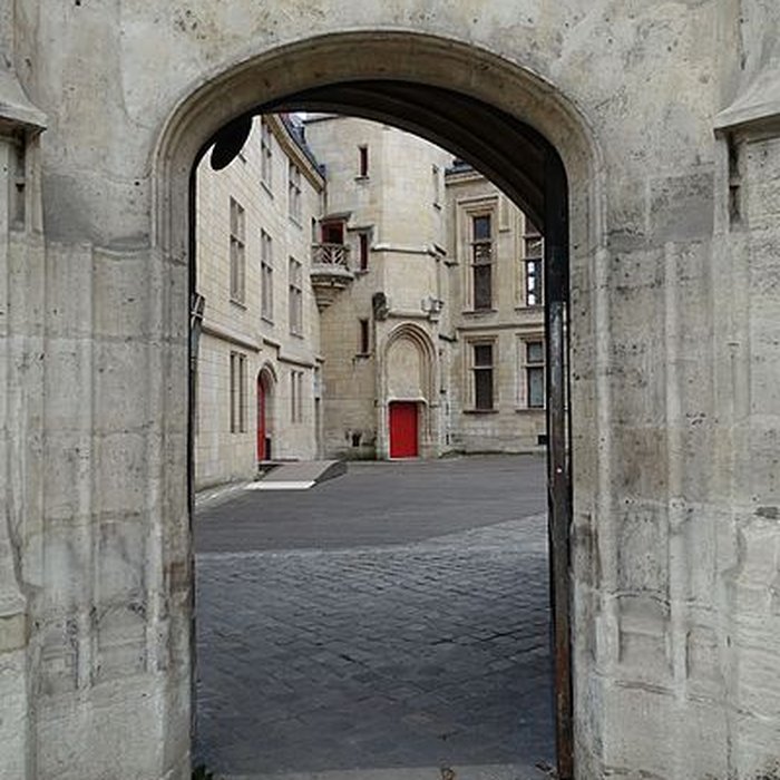 Photo de Hôtel des archevêques de Sens à Paris