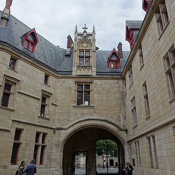 Hôtel des archevêques de Sens à Paris