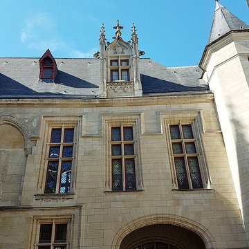 Hôtel des archevêques de Sens à Paris