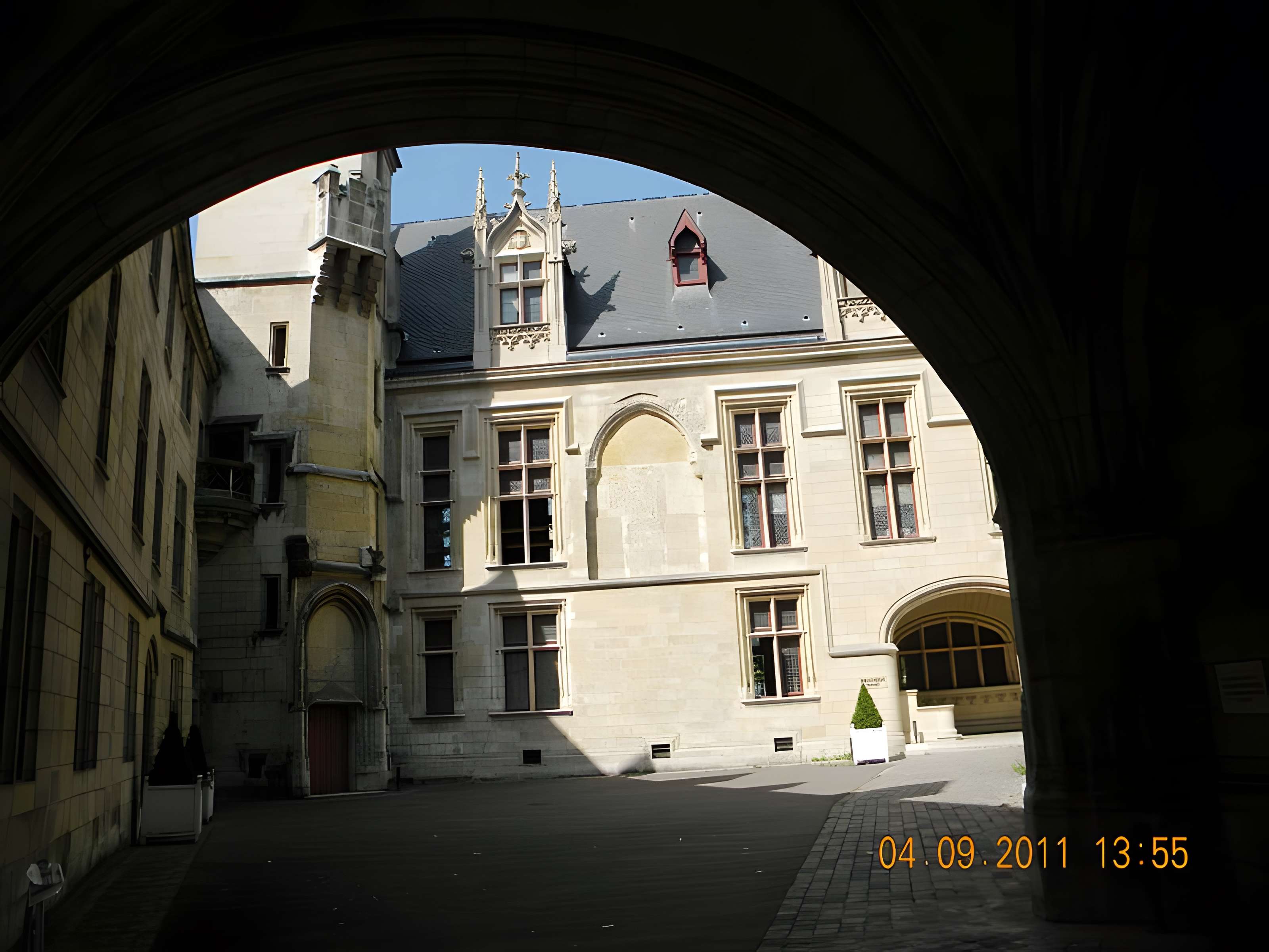 Hôtel des archevêques de Sens à Paris