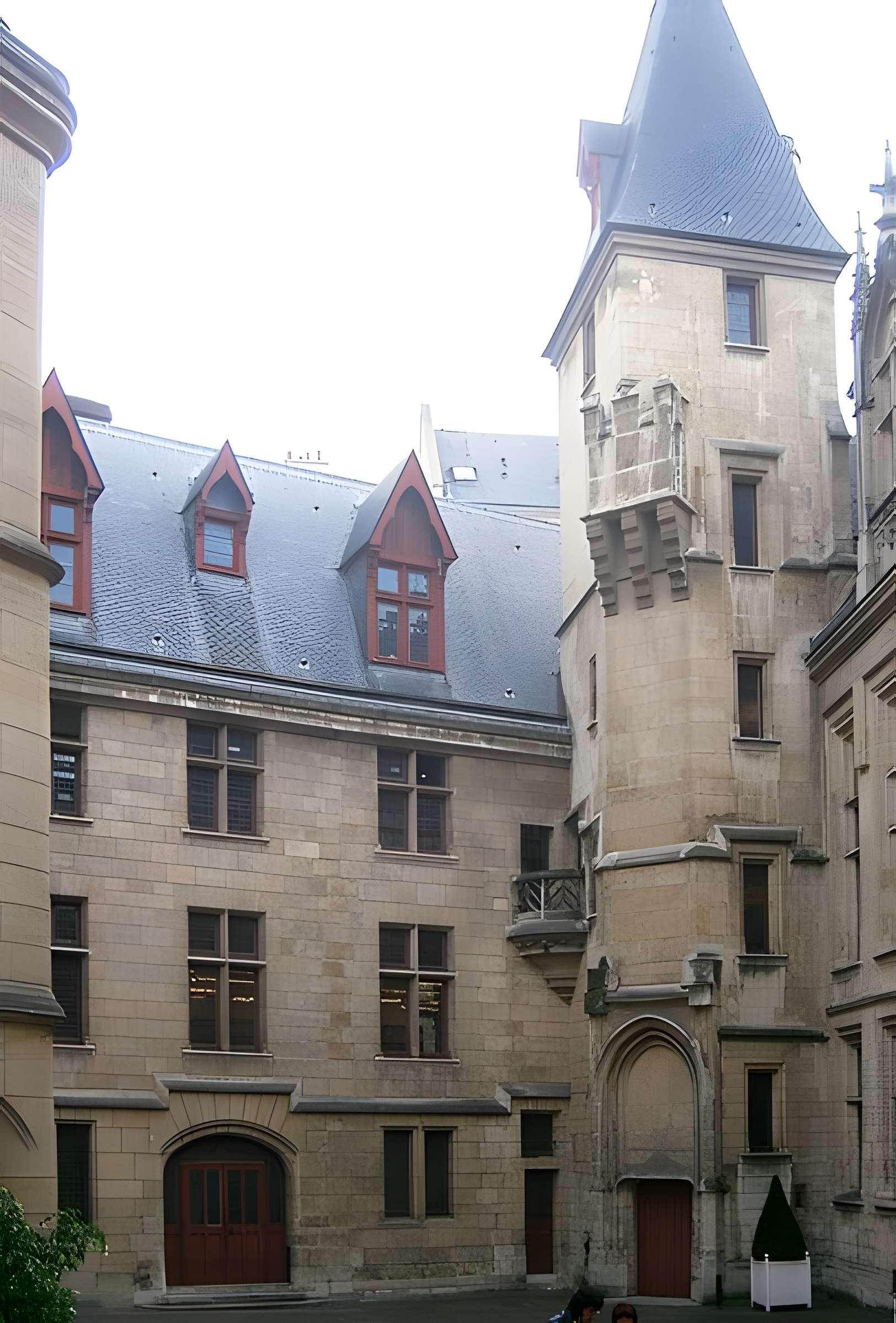 Hôtel des archevêques de Sens à Paris