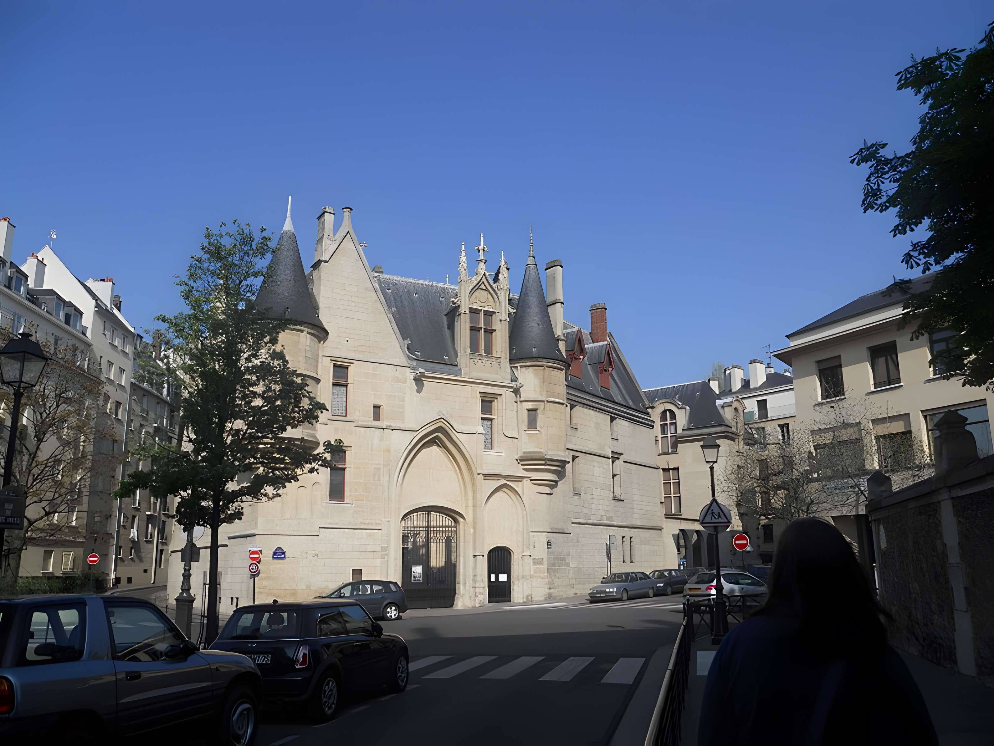 Hôtel des archevêques de Sens à Paris