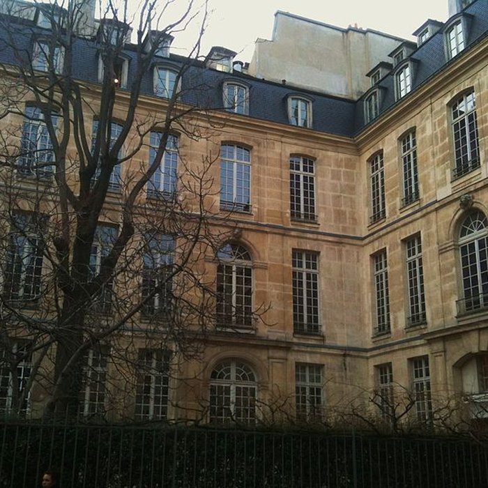 Photo de Hôtel du Président Hénault ou Hainault de Cantorbe