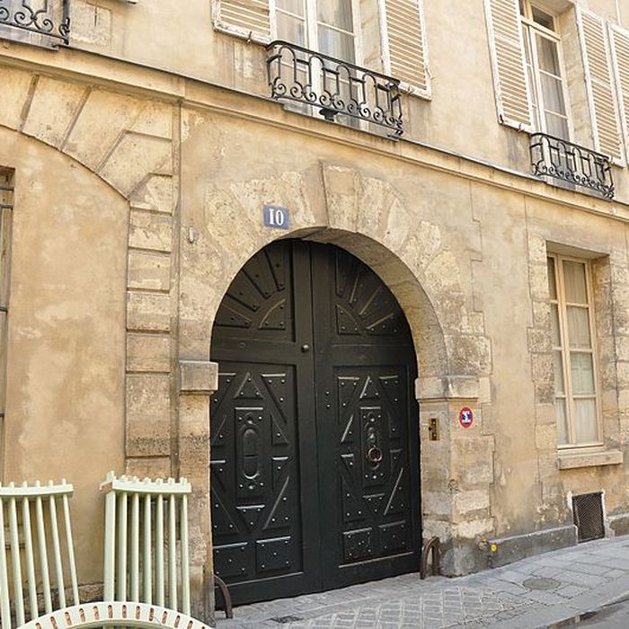 Photo de Hôtel particulier 13 Rue Saint-Louis-en-lÎle - Paris 4ème