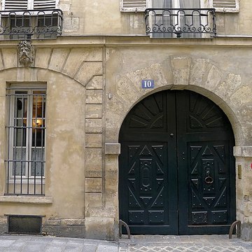 Hôtel particulier 13 Rue Saint-Louis-en-lÎle - Paris 4ème