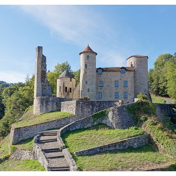 Château de Laroque à Laroquebrou