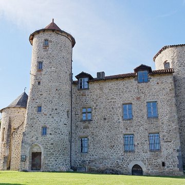 Château de Laroque à Laroquebrou