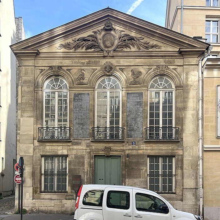 Photo de Pavillon 5 Rue Geoffroy-Saint-Hilaire - Paris 5ème