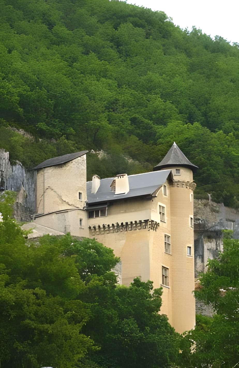 Château de Larroque-Toirac