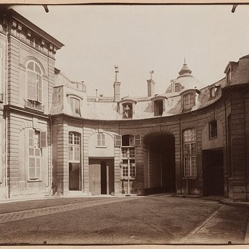 Hôtel de Beauffremont - Paris 7ème