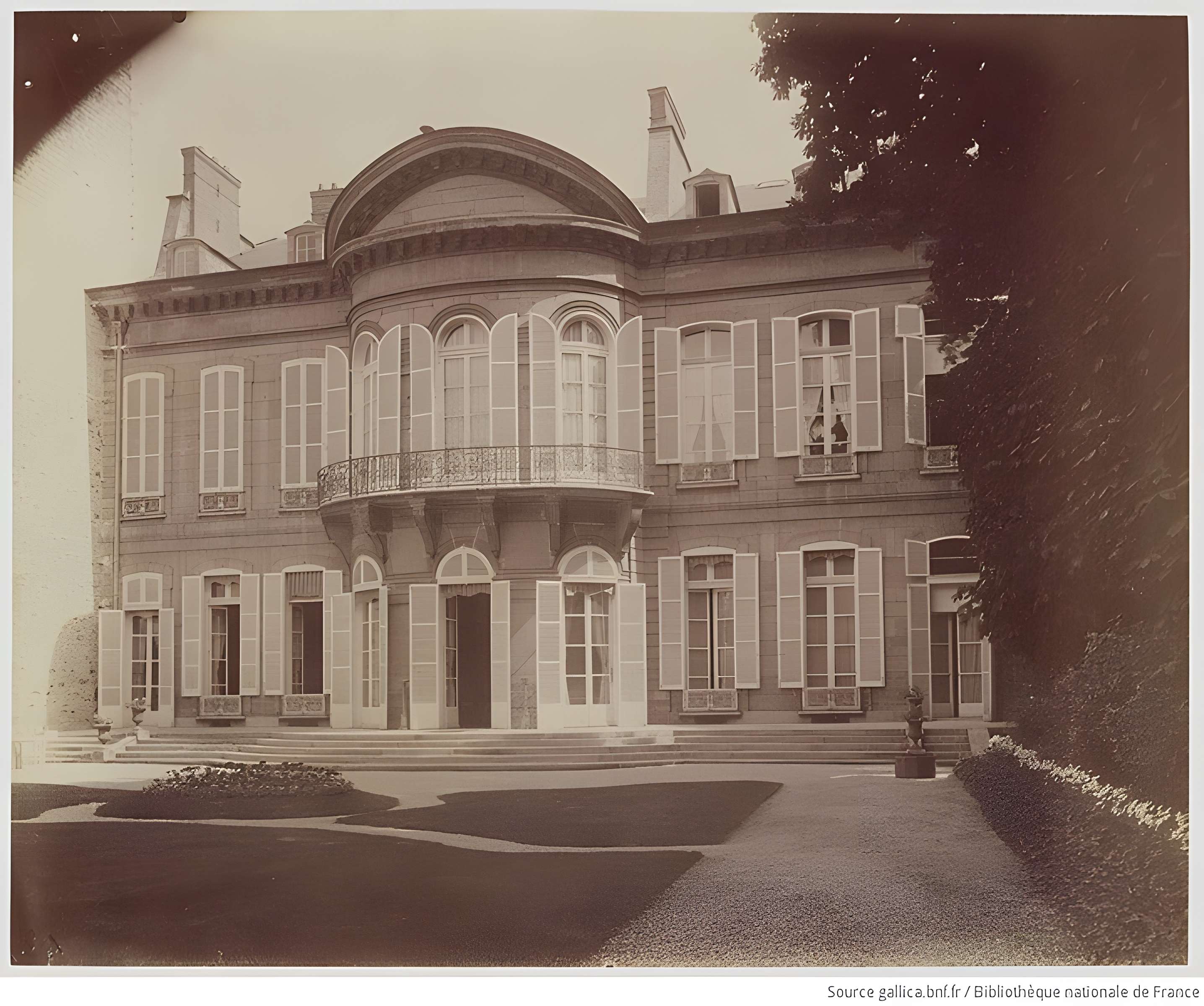 Hôtel de Beauffremont - Paris 7ème