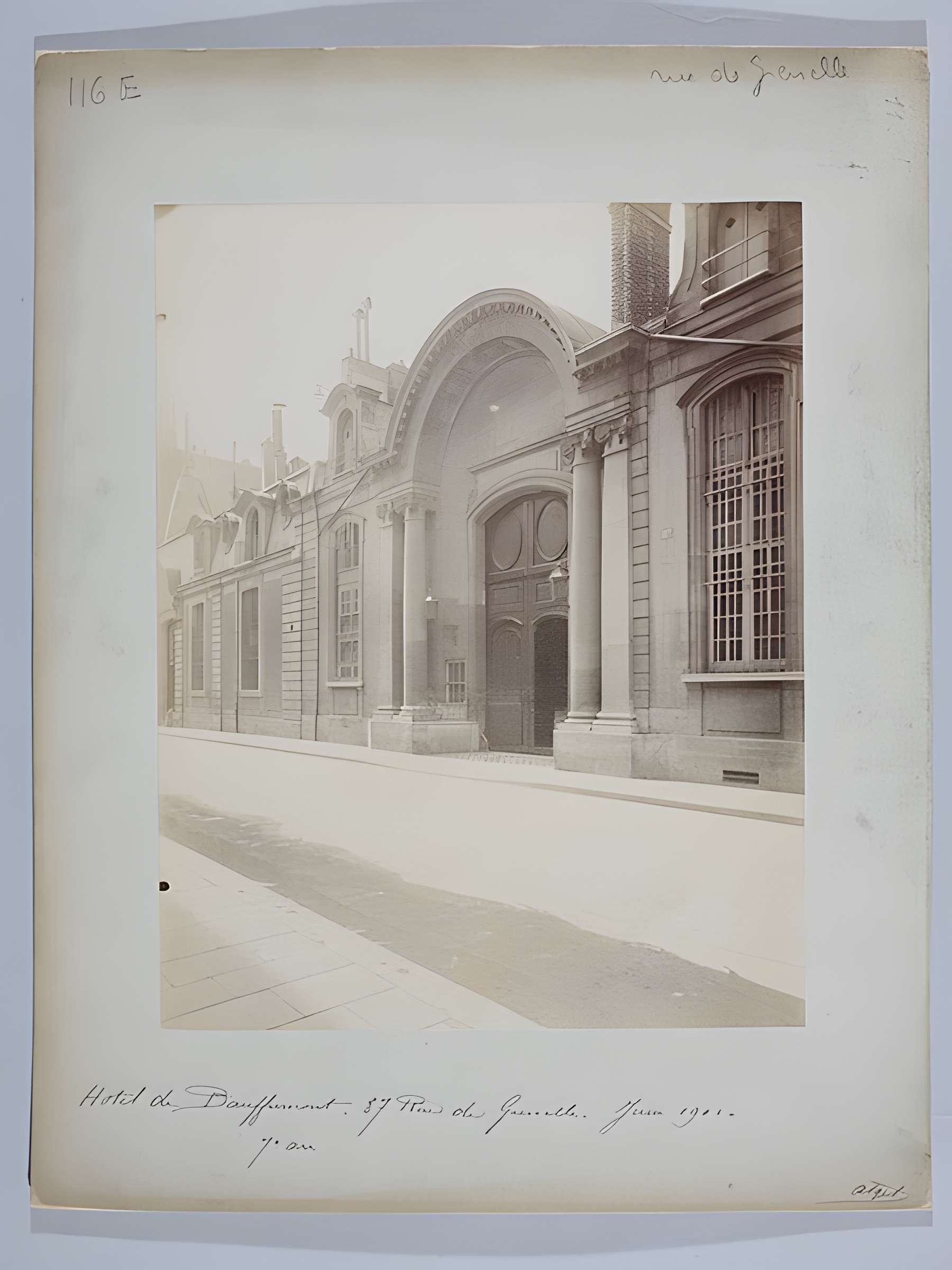 Hôtel de Beauffremont - Paris 7ème