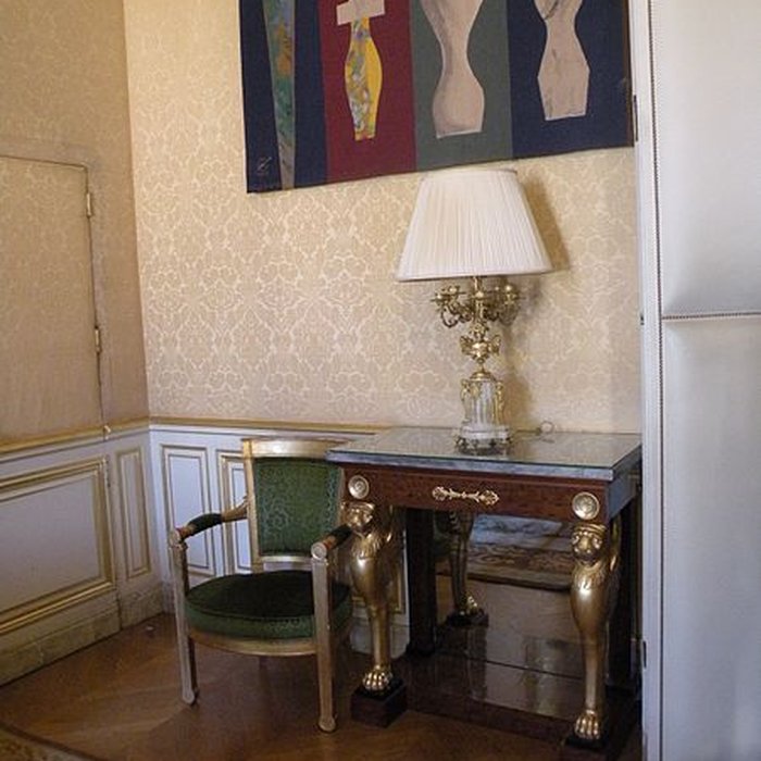 Photo de Hôtel de Bourbon-Condé à Paris