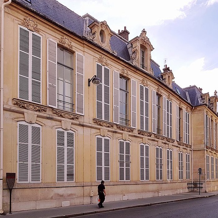 Photo de Hôtel de Broglie à Paris