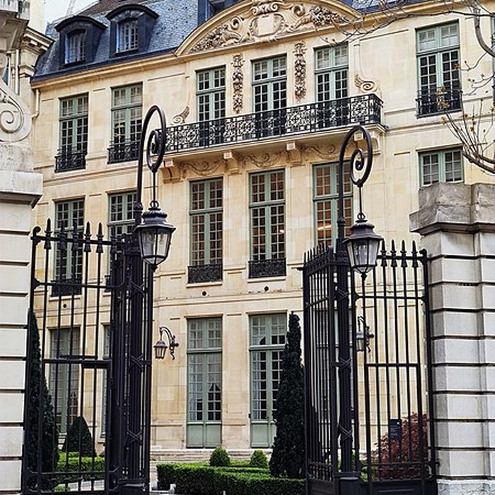 Photo de Hôtel de Cambacérès ou de Bragelongue