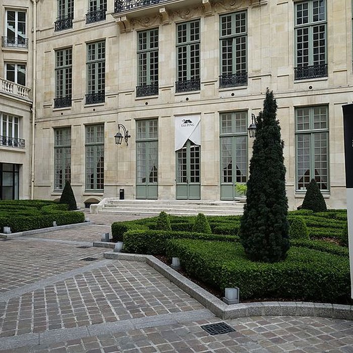 Photo de Hôtel de Cambacérès ou de Bragelongue