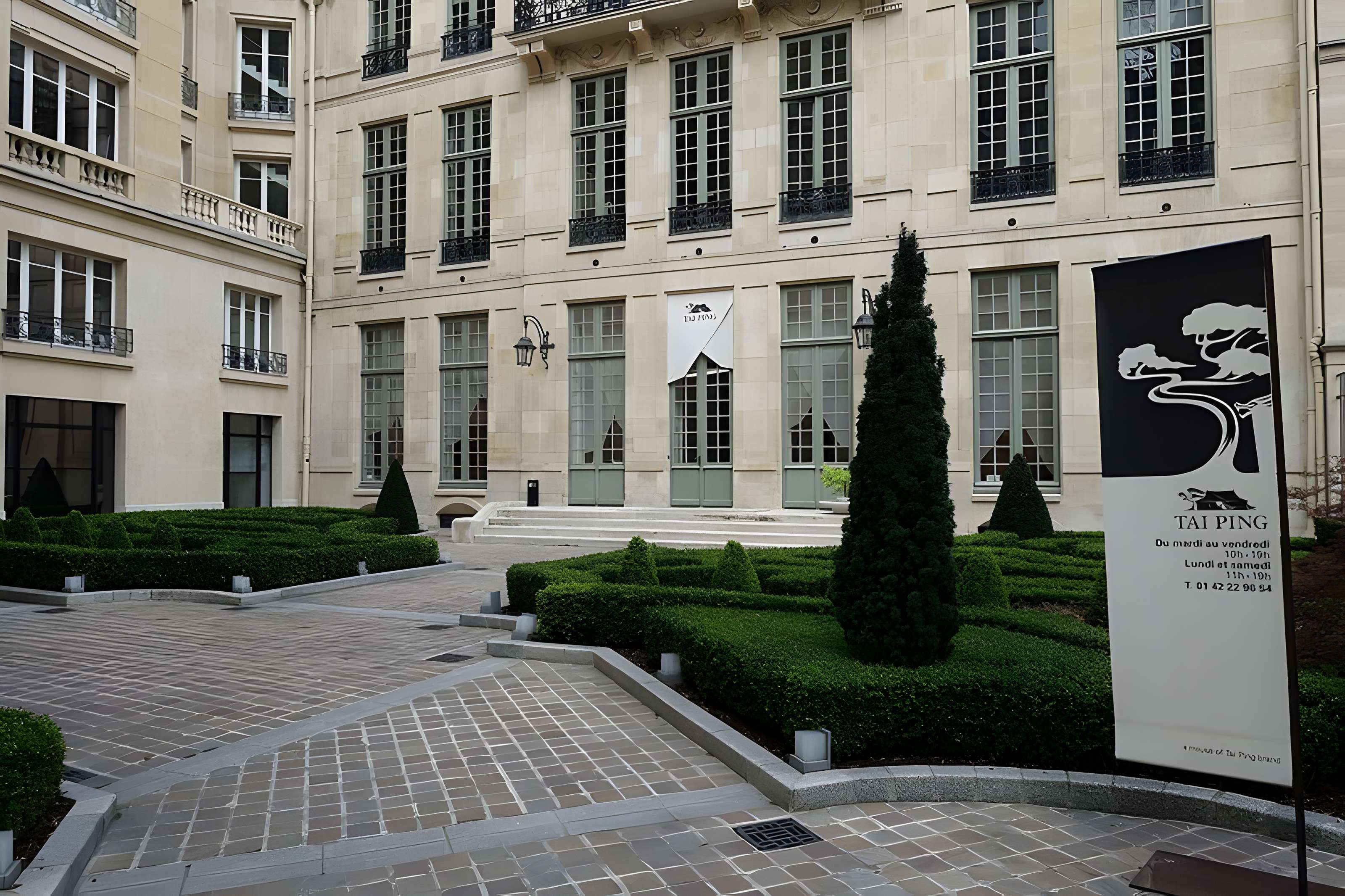 Hôtel de Cambacérès ou de Bragelongue