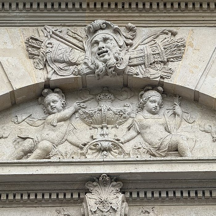 Photo de Hôtel de Clermont-Tonnerre, Rue du Bac à Paris