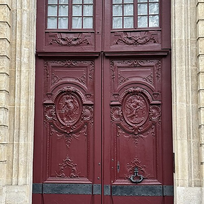 Photo de Hôtel de Clermont-Tonnerre, Rue du Bac à Paris