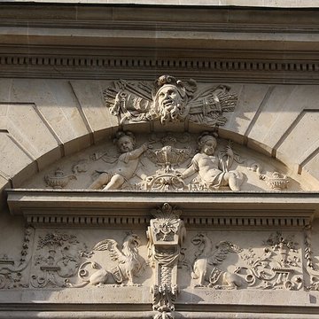 Hôtel de Clermont-Tonnerre, Rue du Bac à Paris