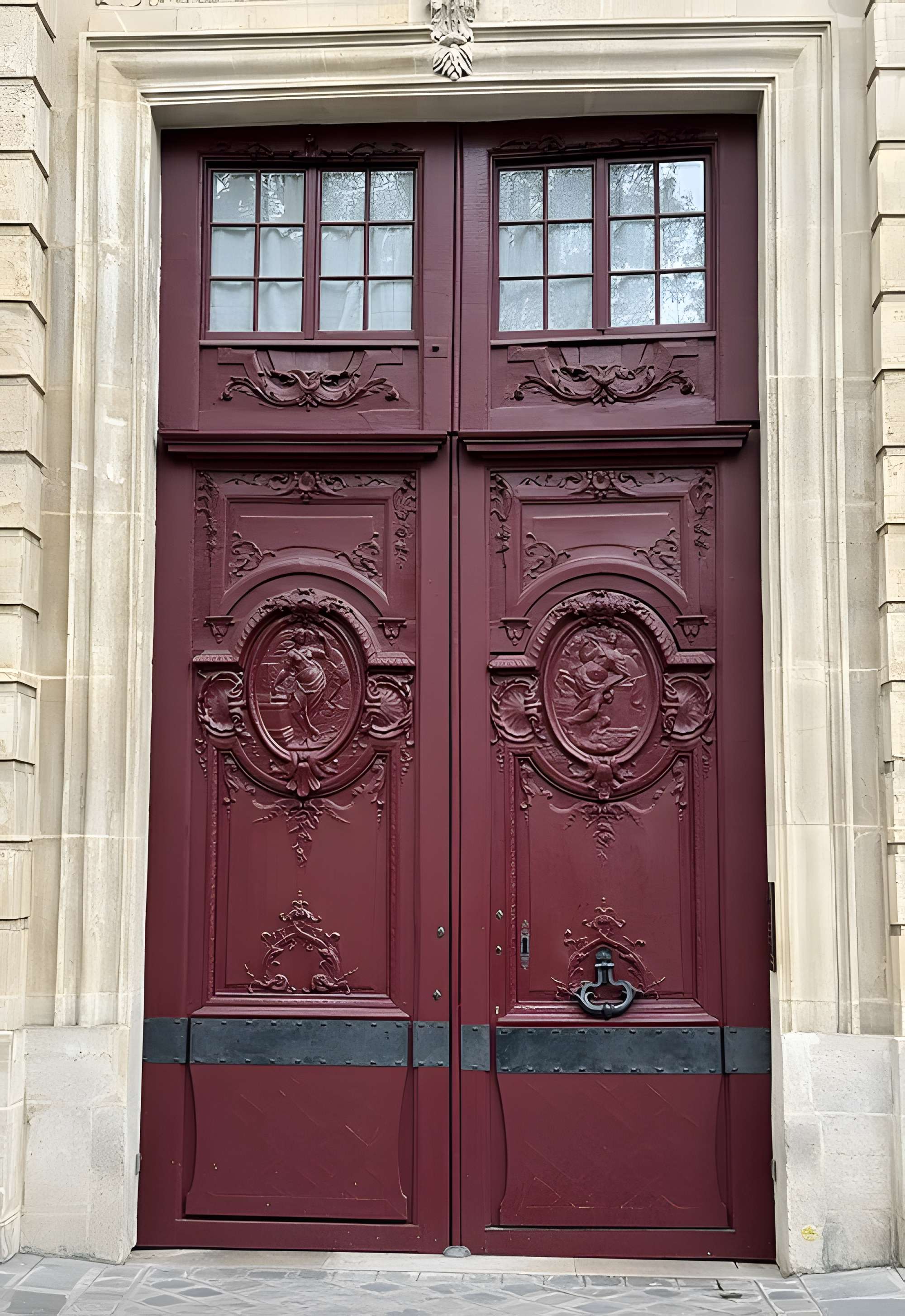Hôtel de Clermont-Tonnerre, Rue du Bac à Paris