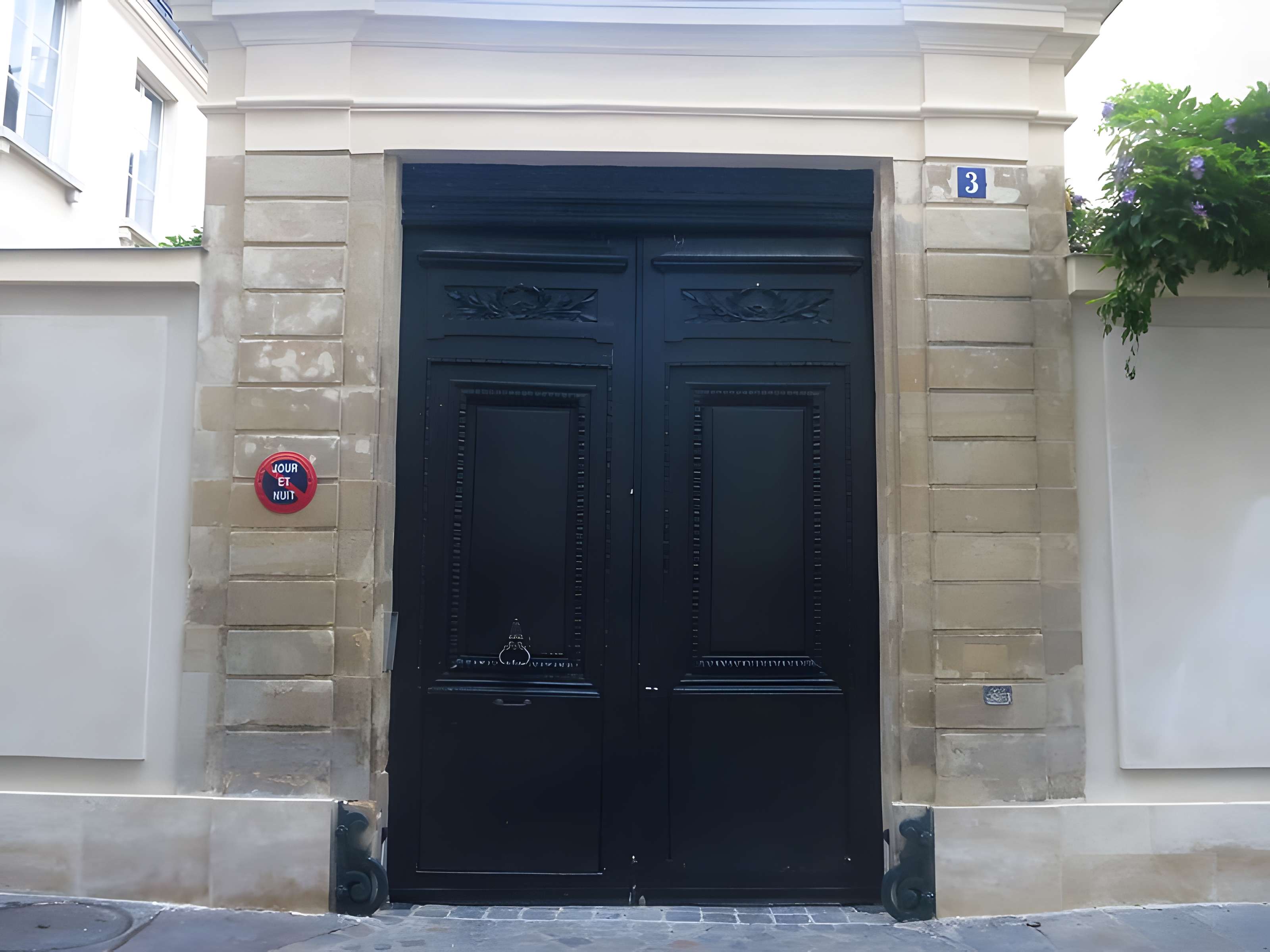 Hôtel des Vertus - Paris 7ème 