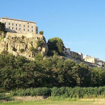 Château de Lauris