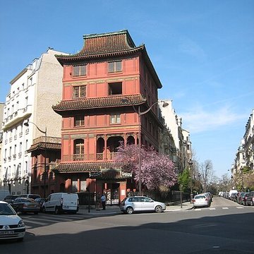 Immeuble dit Hôtel de lImpératrice Eugénie ou hôtel du Baron Hirsch