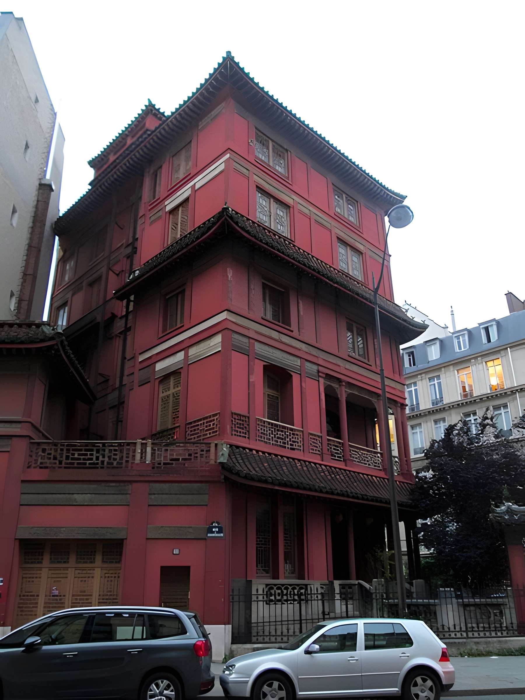 Immeuble dit Hôtel de l'Impératrice Eugénie ou hôtel du Baron Hirsch