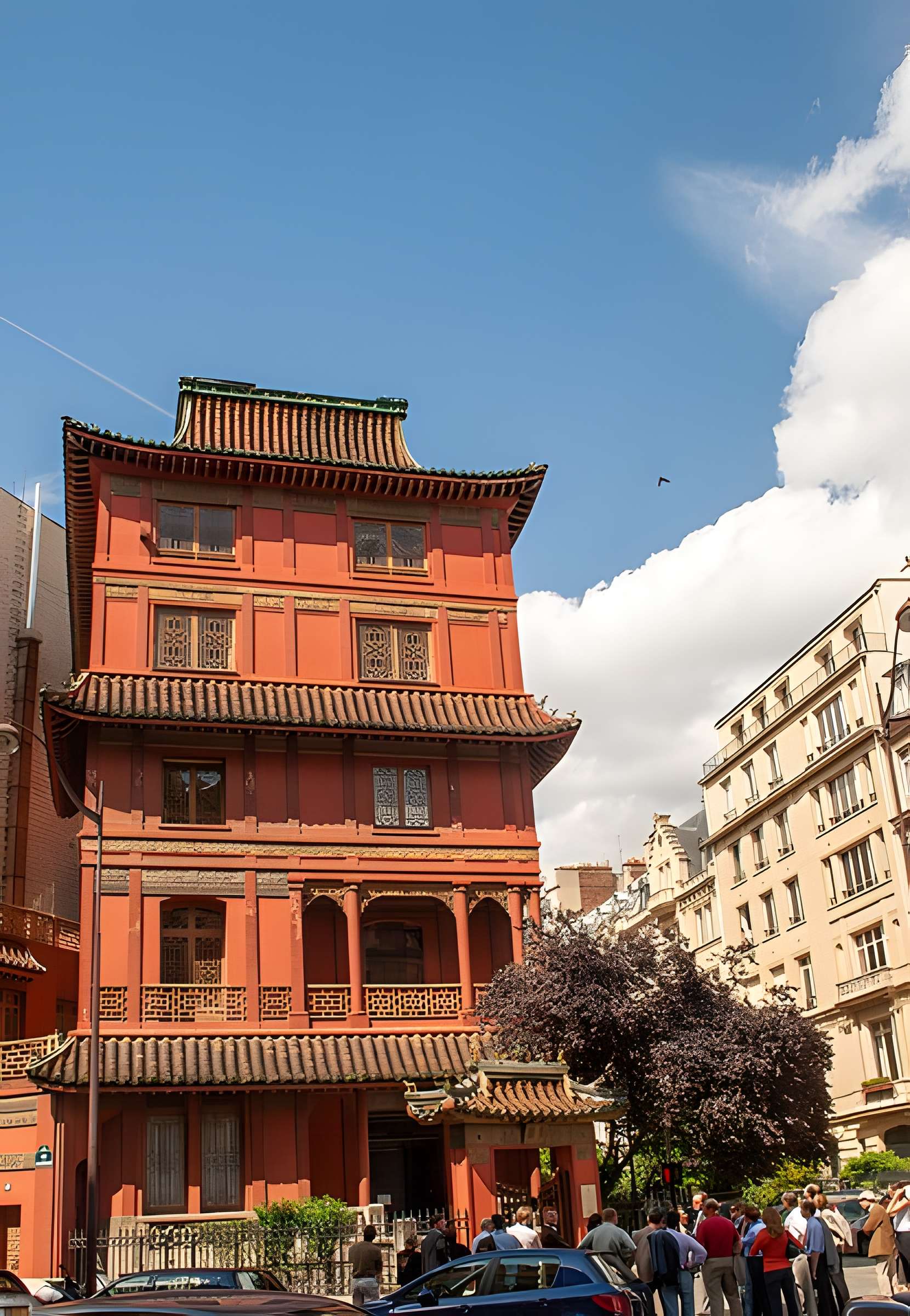 Immeuble dit Hôtel de l'Impératrice Eugénie ou hôtel du Baron Hirsch