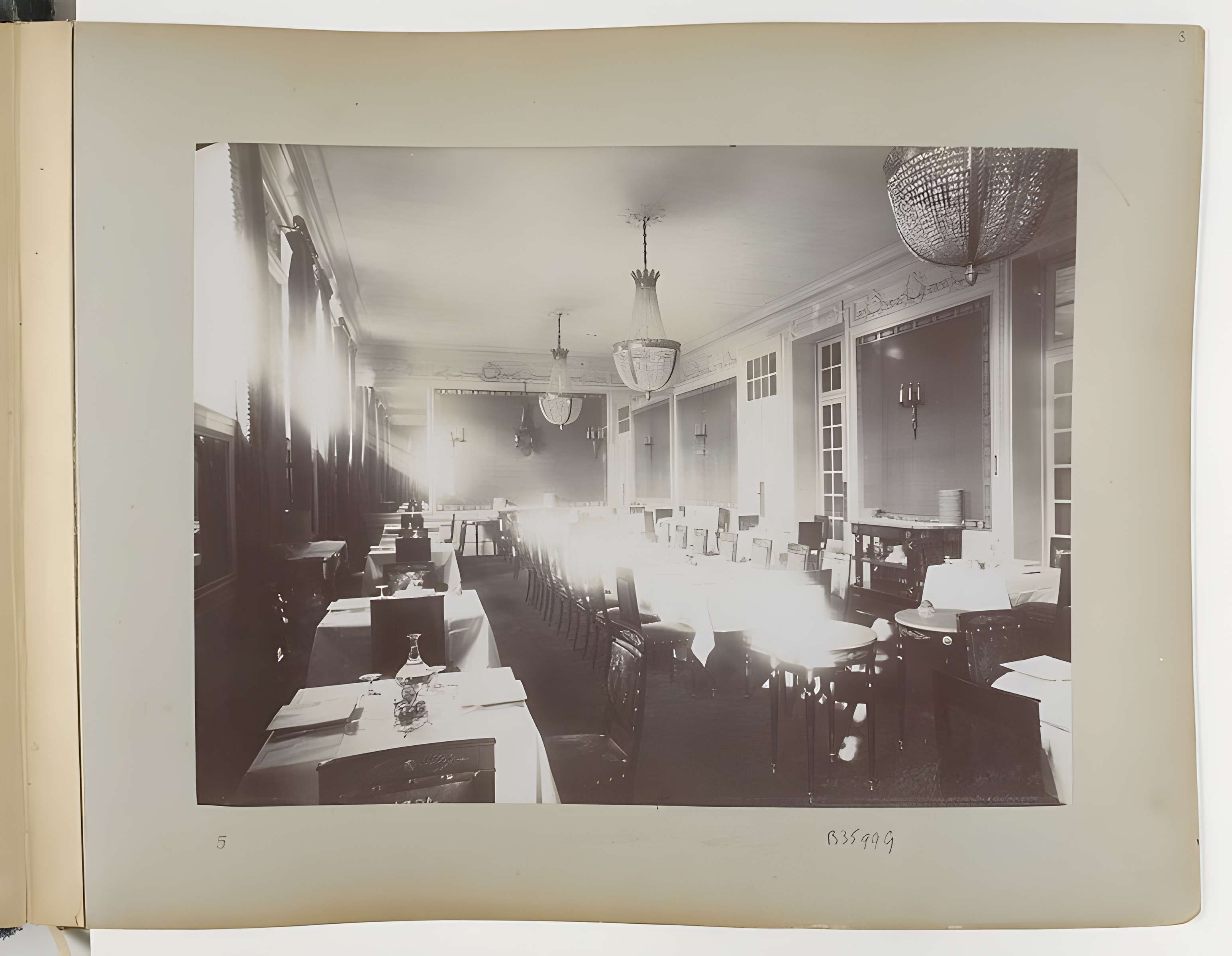 Hôtel du Plessis-Bellière à Paris