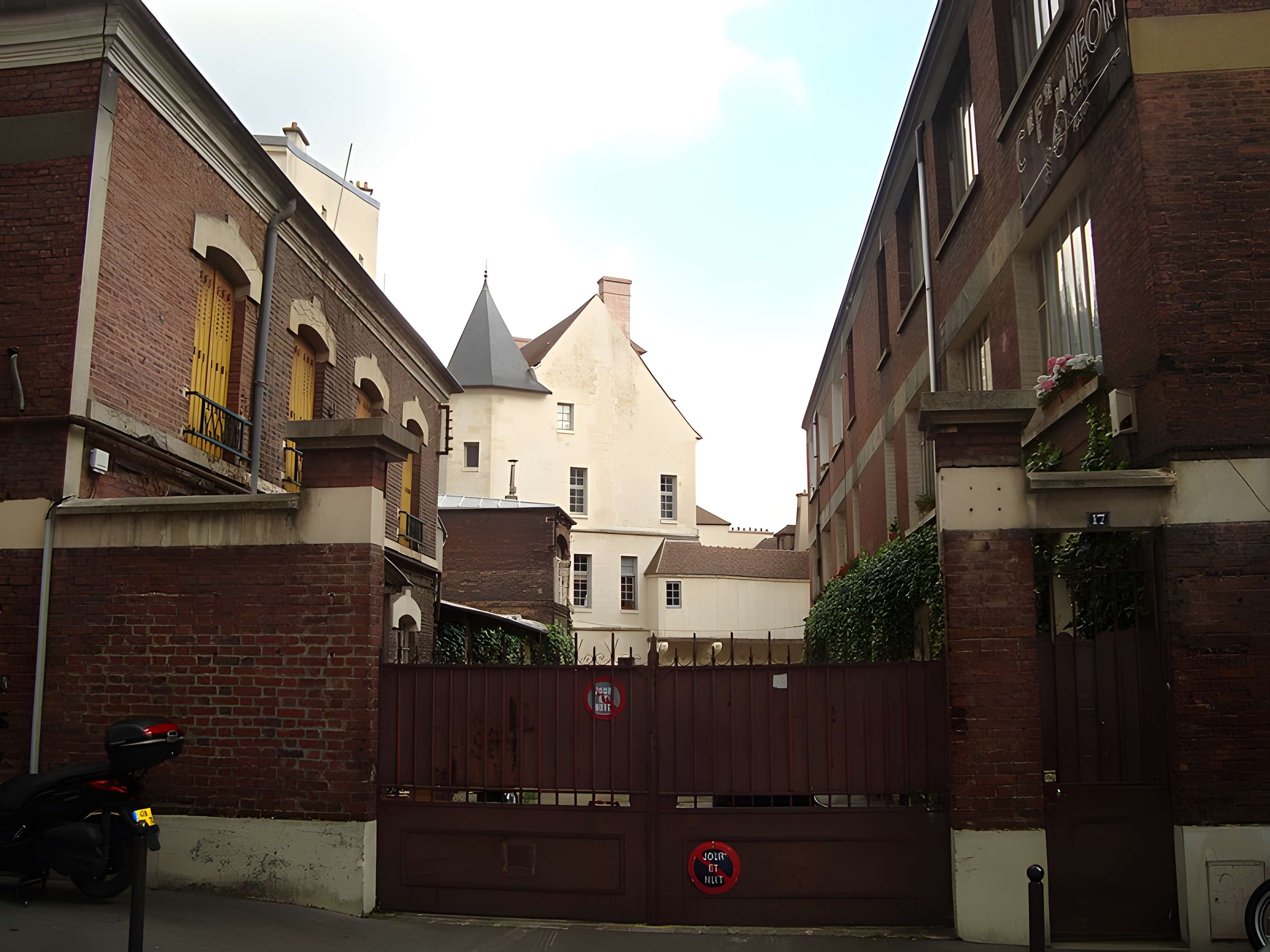 Îlot de la Reine Blanche à Paris