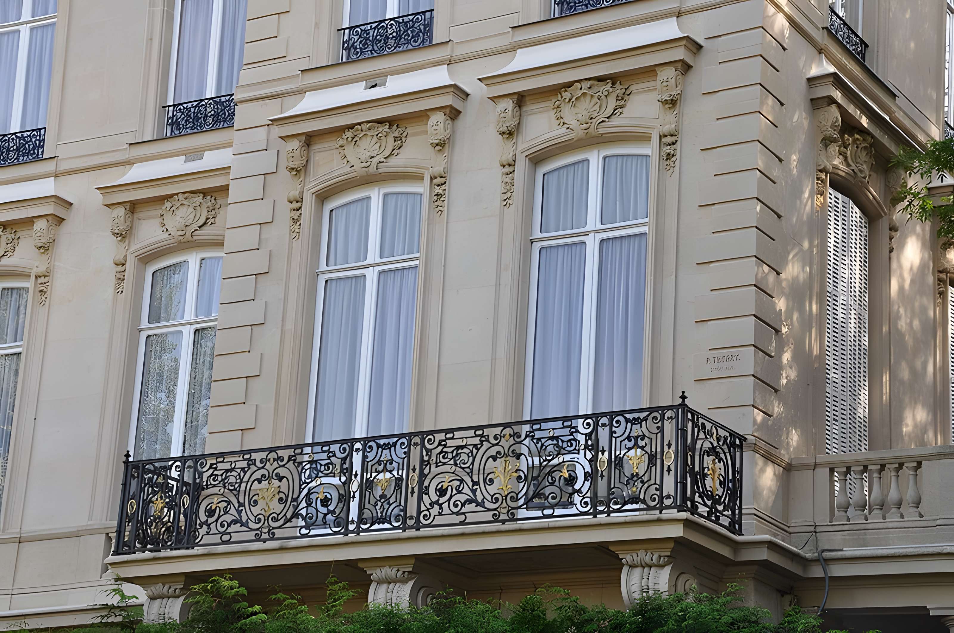 Hôtel de Monpelas, actuellement ambassade de la République d'Angola