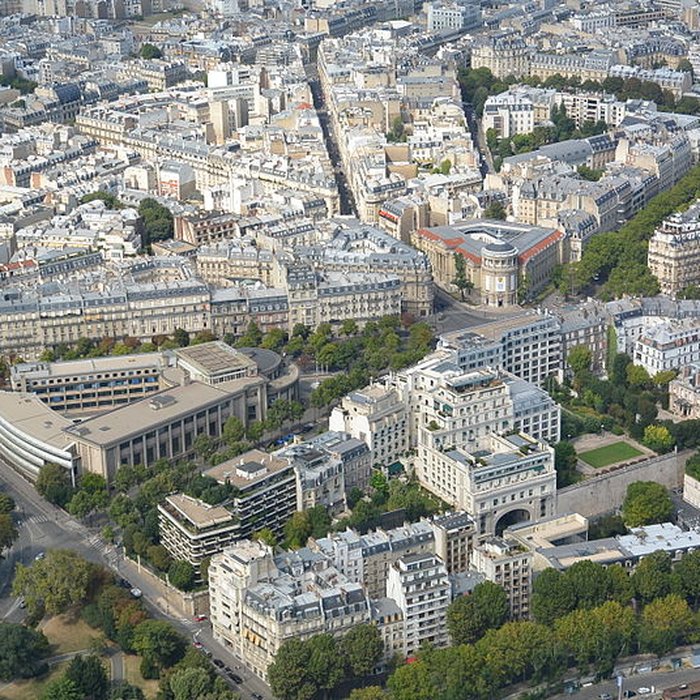 Photo de Ancien Hôtel Véron ou Château dAuteuil, dit aussi Hôtel Puscher ou de Pérignon
