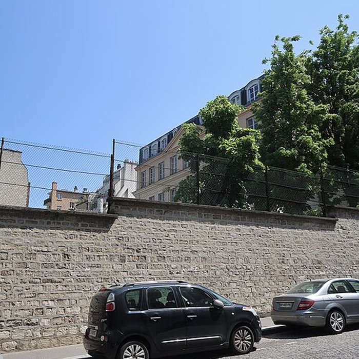 Photo de Ancien Hôtel Véron ou Château dAuteuil, dit aussi Hôtel Puscher ou de Pérignon