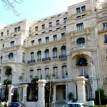 Ancien Hôtel Véron ou Château dAuteuil, dit aussi Hôtel Puscher ou de Pérignon