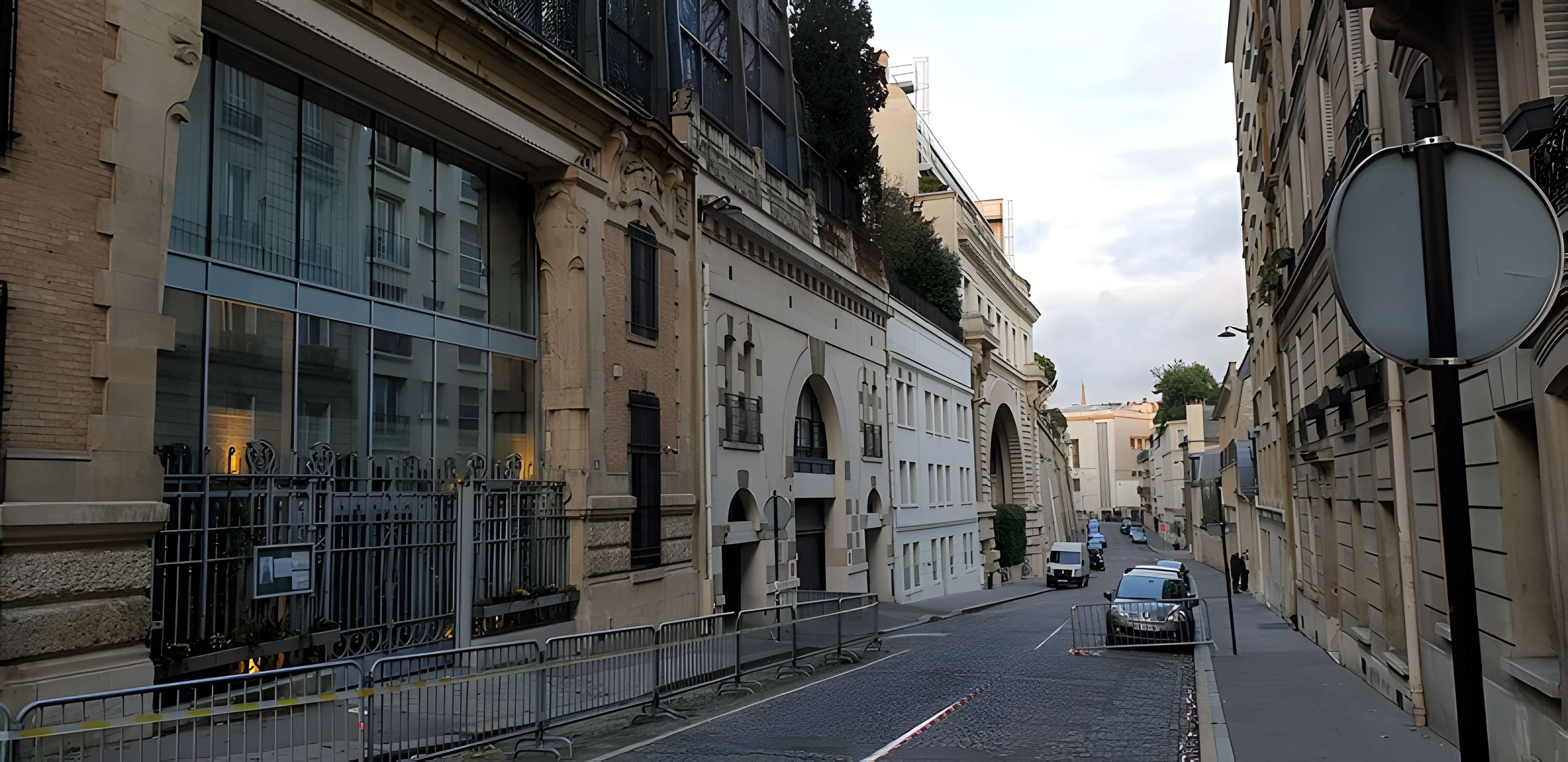 Ancien Hôtel Véron ou Château d'Auteuil, dit aussi Hôtel Puscher ou de Pérignon