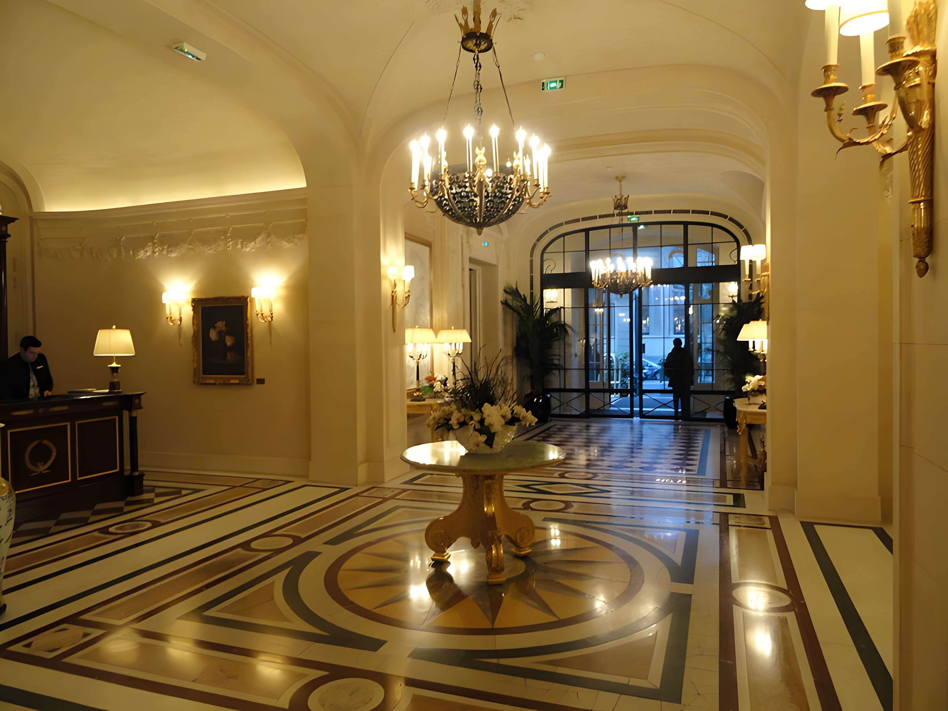 Ancien Hôtel Véron ou Château d'Auteuil, dit aussi Hôtel Puscher ou de Pérignon