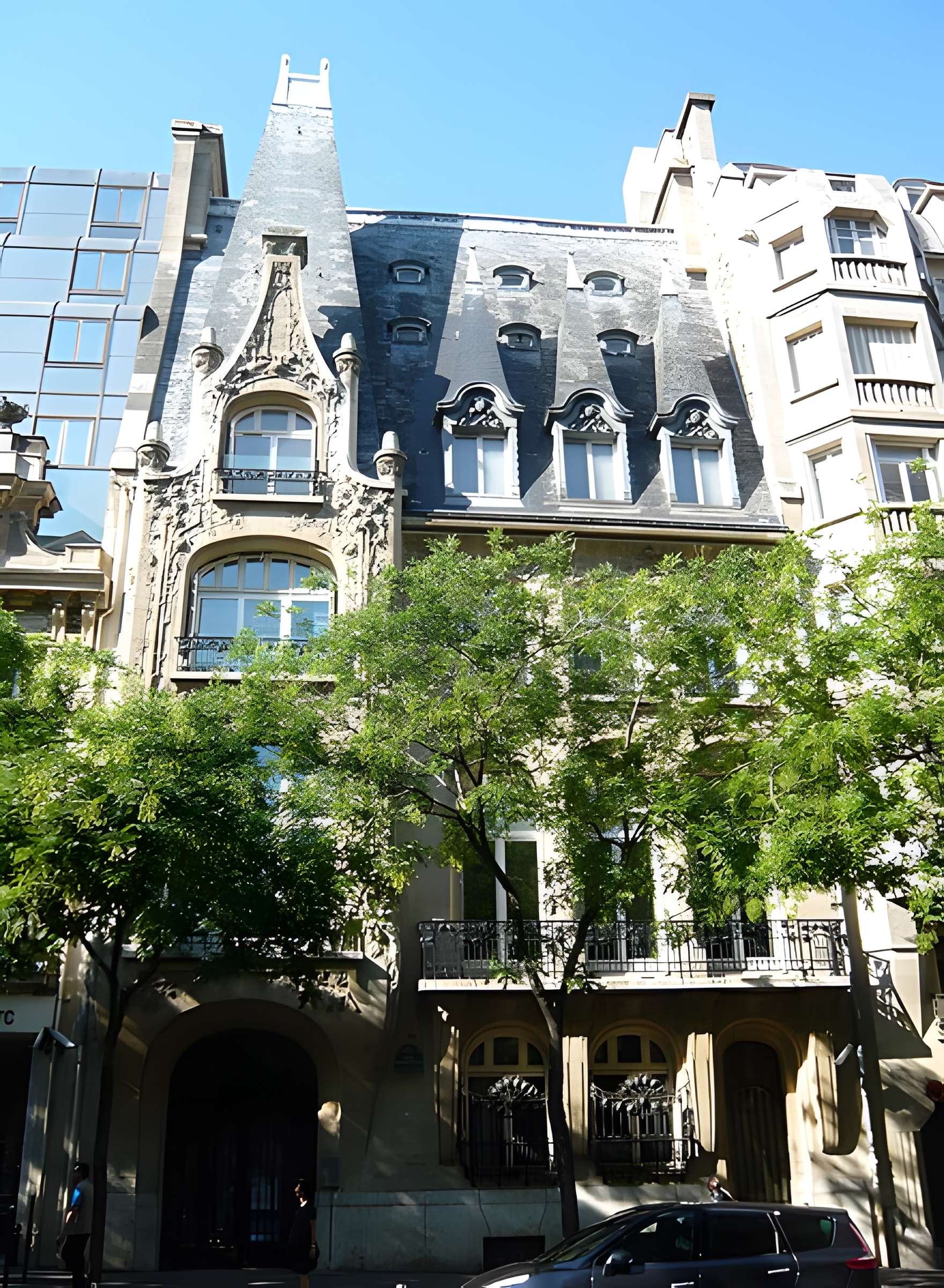 Ancien Hôtel Véron ou Château d'Auteuil, dit aussi Hôtel Puscher ou de Pérignon