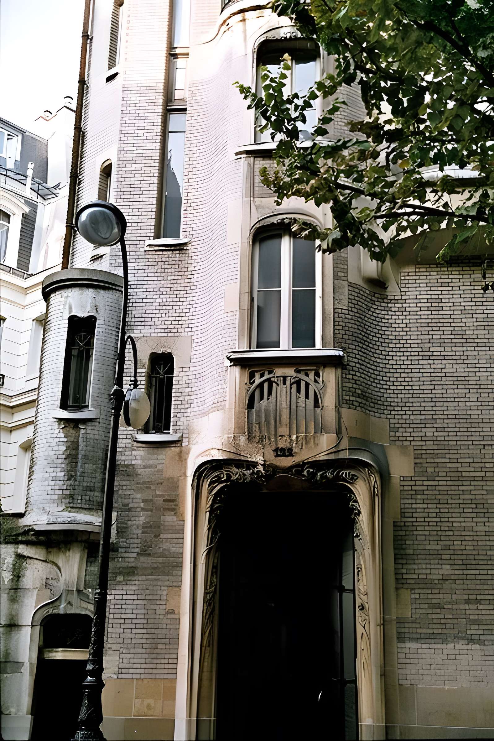 Ancien Hôtel Véron ou Château d'Auteuil, dit aussi Hôtel Puscher ou de Pérignon