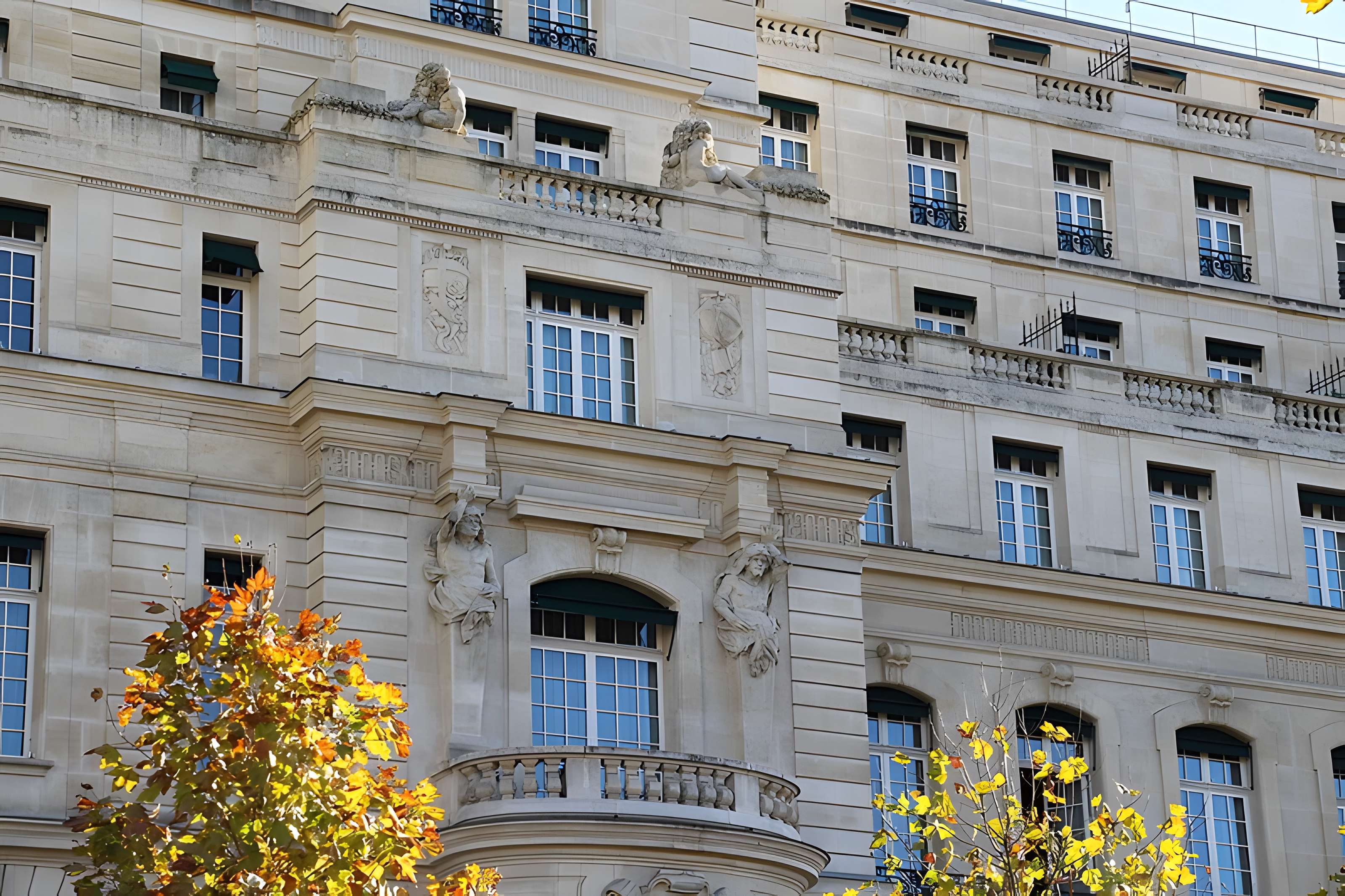 Ancien Hôtel Véron ou Château d'Auteuil, dit aussi Hôtel Puscher ou de Pérignon