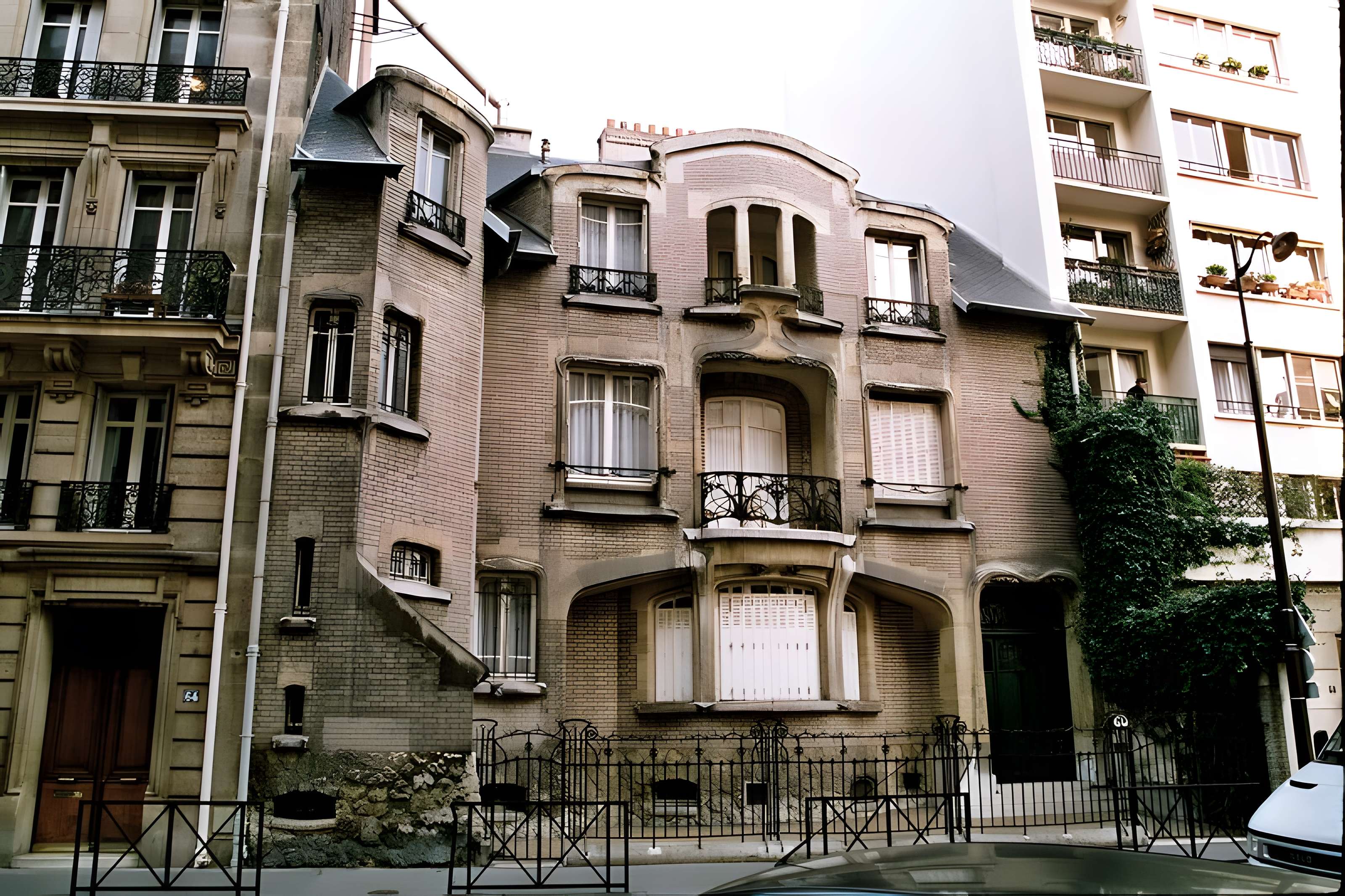 Ancien Hôtel Véron ou Château d'Auteuil, dit aussi Hôtel Puscher ou de Pérignon