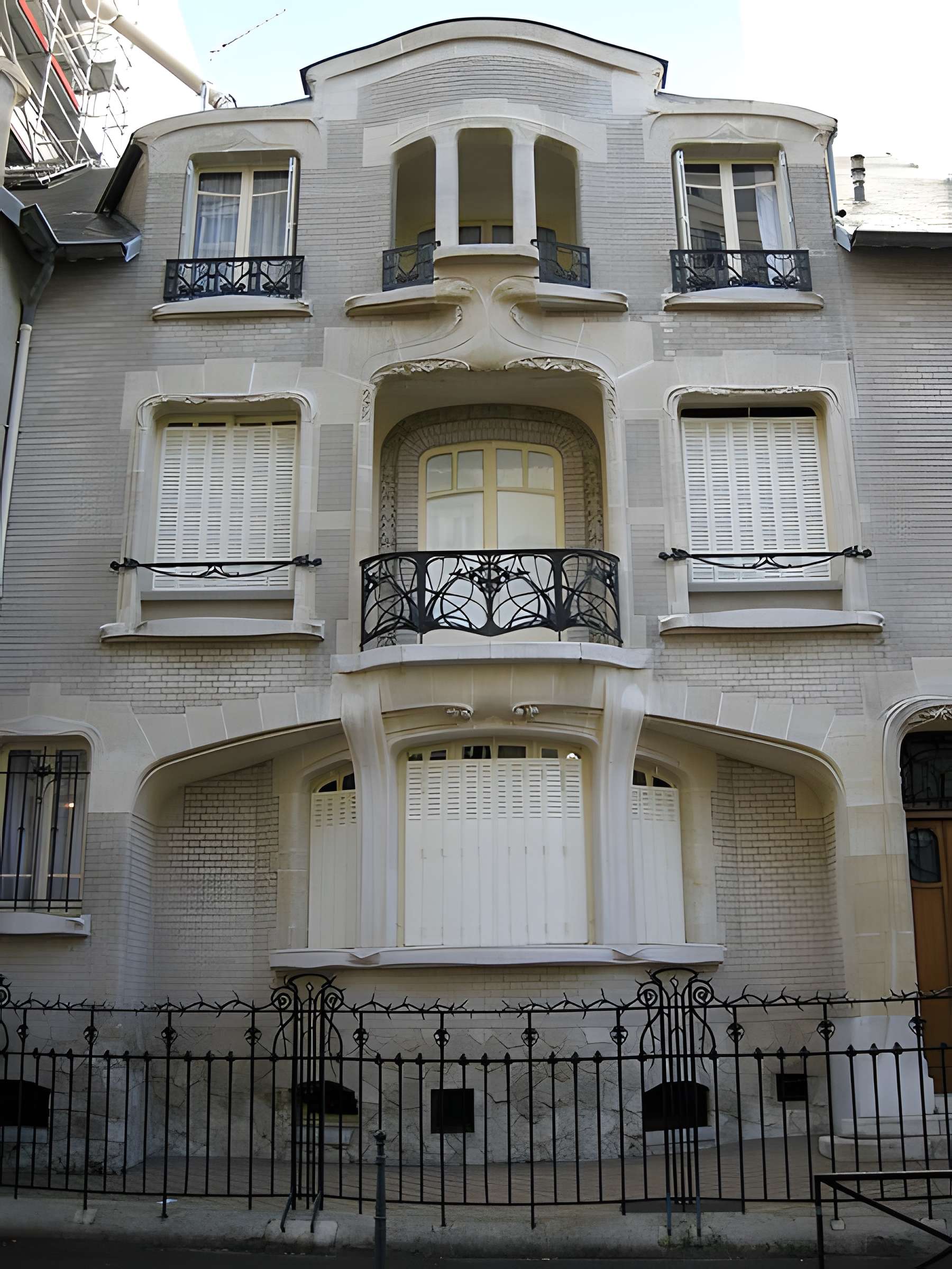 Ancien Hôtel Véron ou Château d'Auteuil, dit aussi Hôtel Puscher ou de Pérignon