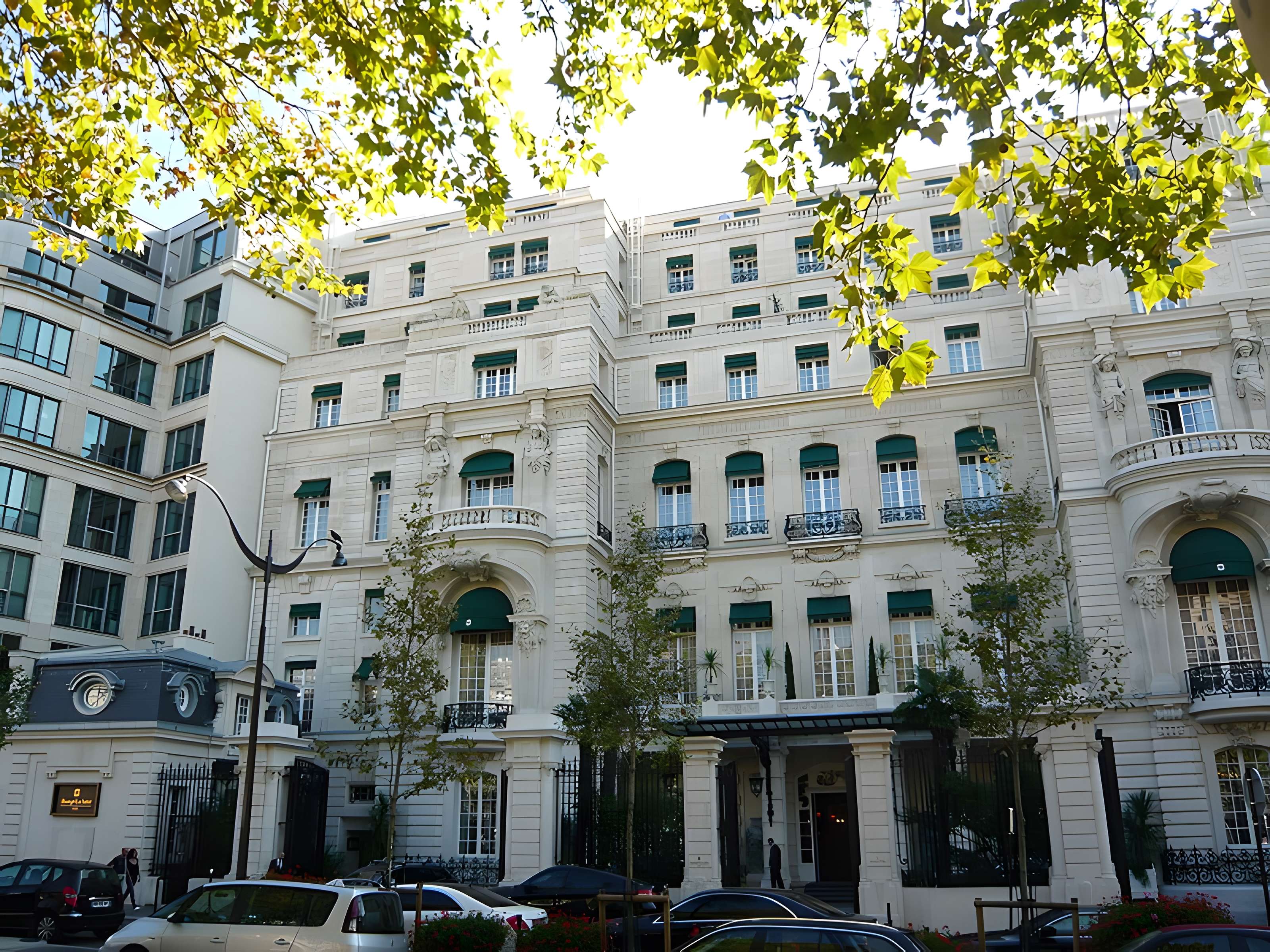 Ancien Hôtel Véron ou Château d'Auteuil, dit aussi Hôtel Puscher ou de Pérignon
