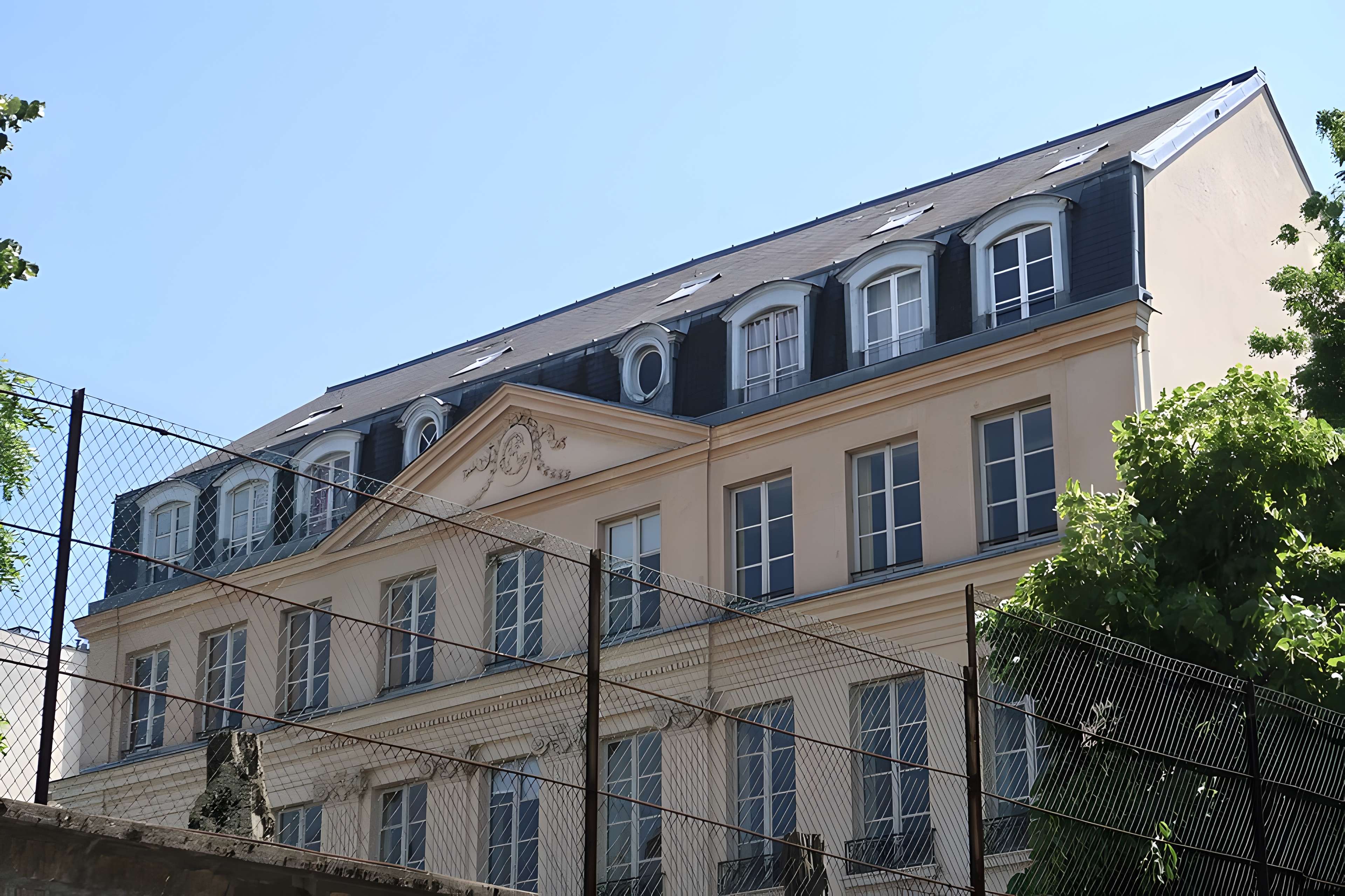Ancien Hôtel Véron ou Château d'Auteuil, dit aussi Hôtel Puscher ou de Pérignon